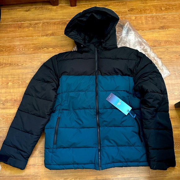 NWT O’Neill winter puffer - Picture 2 of 6